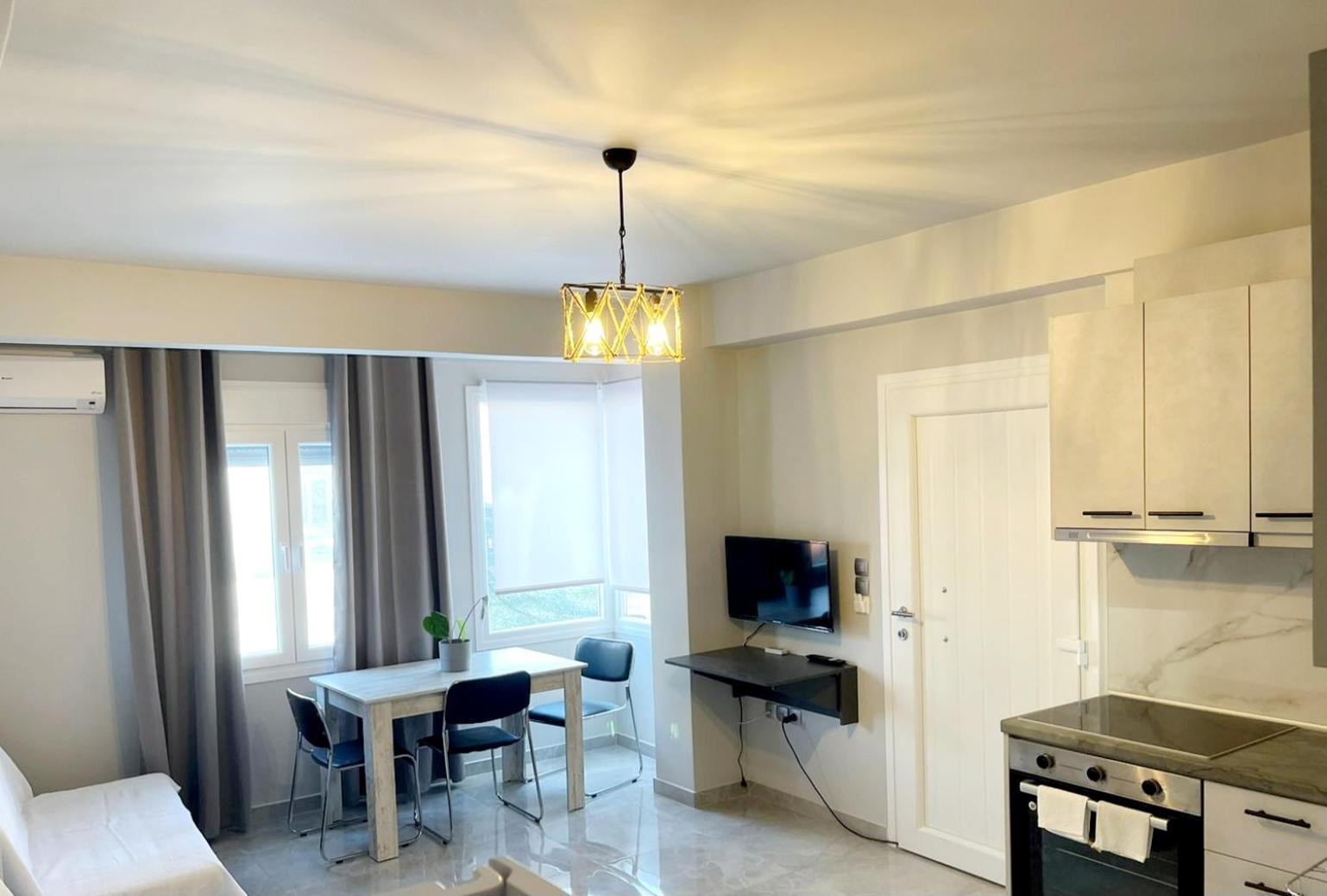 Seaside Luxury Suites By Sarigianni Paralía Eksteriør billede