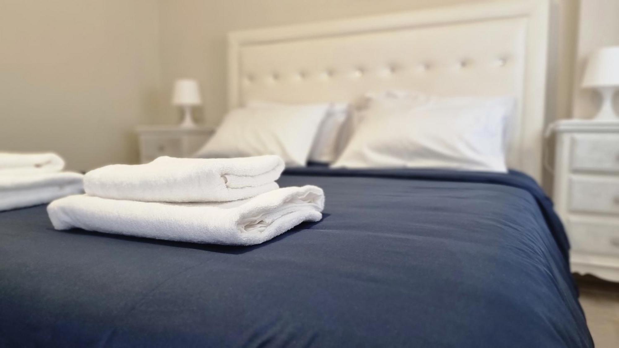 Seaside Luxury Suites By Sarigianni Paralía Eksteriør billede
